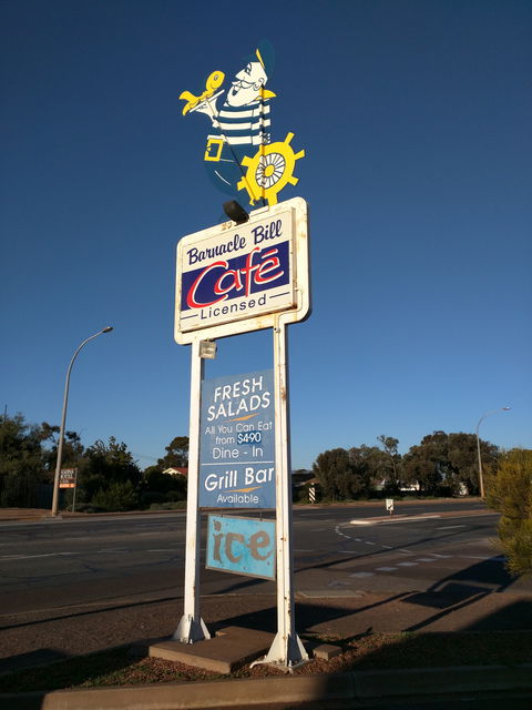 Barnacle Bill Family Seafood Restaurant - Book Restaurant 1