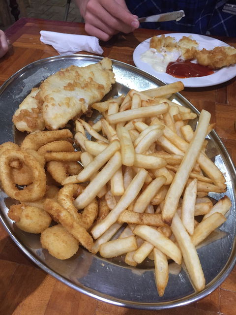 Barnacle Bill Family Seafood Restaurant - Book Restaurant 4