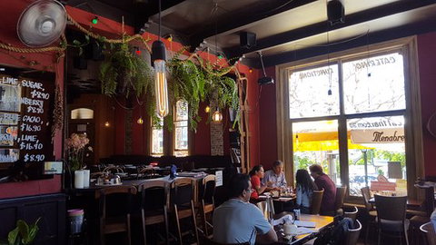 Eat Thai - Book Restaurant 18