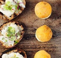 Manta Restaurant and Bar - Book Restaurant