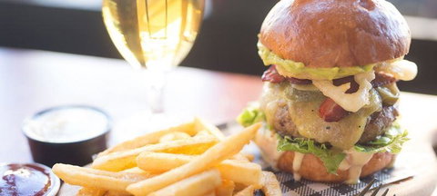 Rhonda's Bar - Book Restaurant 1