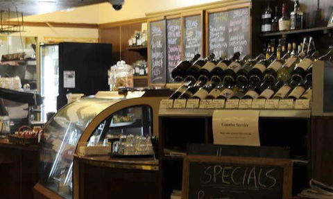 Bon Amici Wine Bar & Cafe - Book Restaurant 7