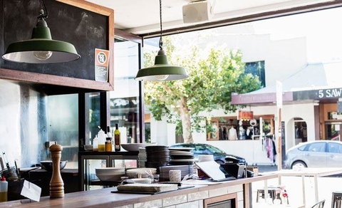 Fatto Bar & Cantina - Book Restaurant 11