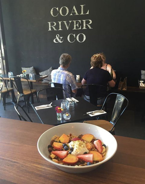 Fatto Bar & Cantina - Book Restaurant 15