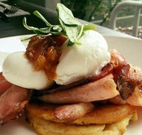 Smokey Joes Cafe Bar  Grill - Book Restaurant