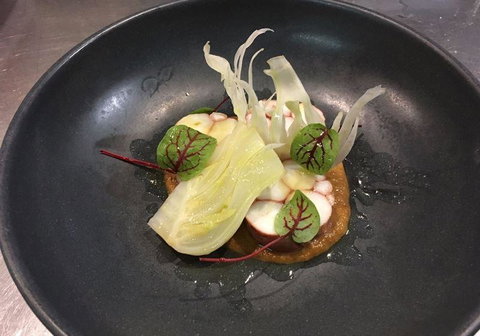 Smokey Joes Cafe, Bar & Grill - Book Restaurant 14