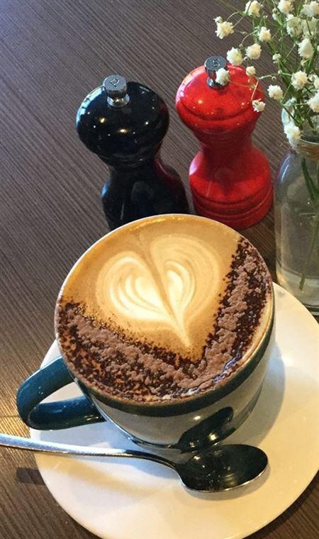 Smokey Joes Cafe, Bar & Grill - Book Restaurant 4