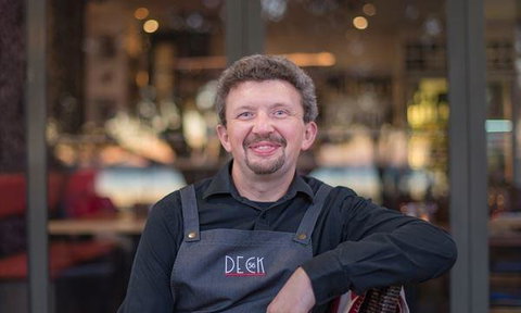 Smokey Joes Cafe, Bar & Grill - Book Restaurant 8