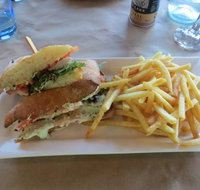 Geppettos - Book Restaurant