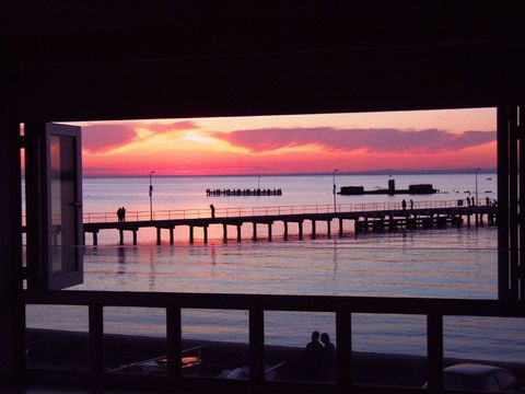 Cerberus Beach House - Book Restaurant 2