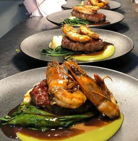 Cerberus Beach House - Book Restaurant 10