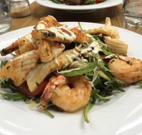 Zouz Cafe - Book Restaurant