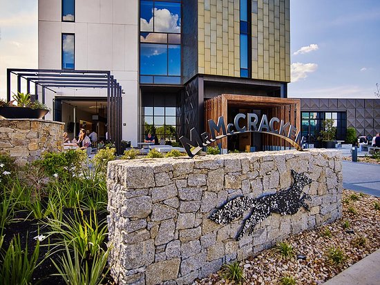 Essendon Fields VIC Book Restaurant