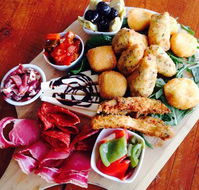 Off The Boat Pizzeria - Book Restaurant