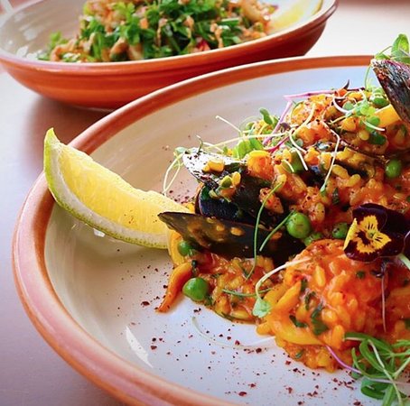 Cafeteria - Book Restaurant 0