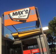 Max's Diner - Book Restaurant