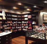 Max Brenner Chocolate Bar - Maribyrnong - Book Restaurant