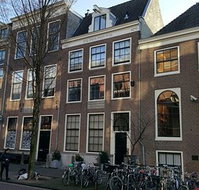 Amsterdam Street - Book Restaurant