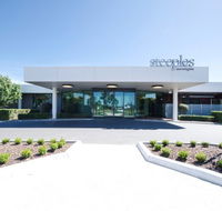 Steeples Mornington - Book Restaurant