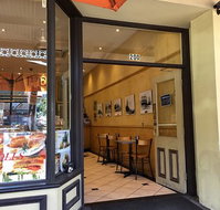 The Richmond Pie Shop - Book Restaurant
