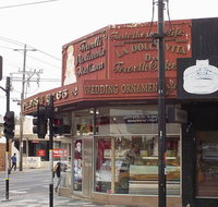 Trivelli Pasticceria - Book Restaurant