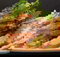 Georgio's Seafood and Steakhouse - Book Restaurant