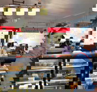 Home Grown on Piper - Book Restaurant