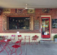 Muriel's on David - Book Restaurant