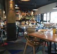 Roadhouse Bar and Grill - Book Restaurant