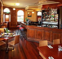 The Albion Kyneton - Book Restaurant