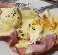 Beaches Cafe - Book Restaurant