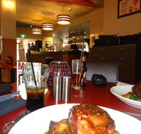 Morwell Central Bar  Bistro - Book Restaurant