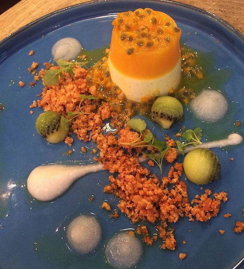 H2O Restaurant & Bar - Book Restaurant 13