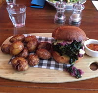 Huski Cafe - Book Restaurant