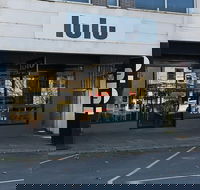 Lulu Cafe and Deli - Book Restaurant