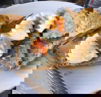 Maggie's Coffee Lounge - Book Restaurant