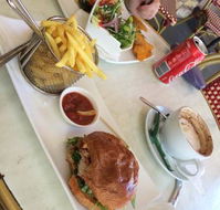 Supreme Bar and Restaurant - Book Restaurant