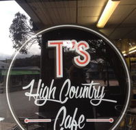 Ts High Country Cafe - Book Restaurant