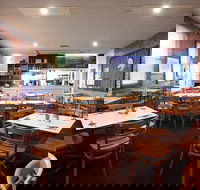 The American Hotel Creswick - Book Restaurant