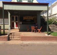 Thorpdale Bakery - Book Restaurant