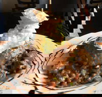 Commercial Hotel Ballan - Book Restaurant