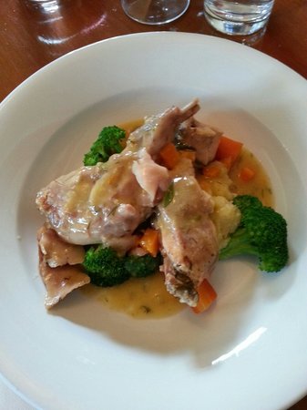 Cowwarr ACT Book Restaurant