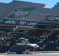 Jax Bakery Cafe - Book Restaurant
