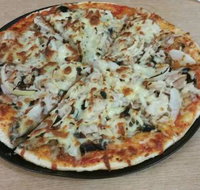 Lee's Pizza  Take Away - Book Restaurant