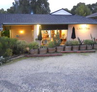 Max's Cafe  Restaurant - Book Restaurant