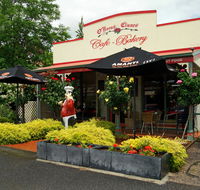 O'Hara's  Clunes Cafe- Bakery - Book Restaurant