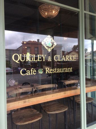 Clunes VIC Book Restaurant