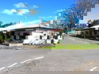 Kyneton Takeaway and Kyneton Book Restaurant Book Restaurant