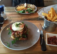 The Front Paddock Cafe - Book Restaurant