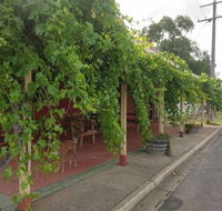 Landsborough Hotel - Book Restaurant